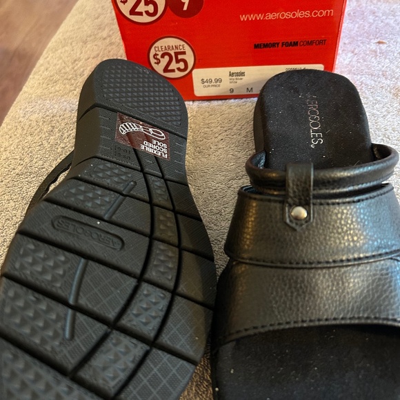 sandals - Picture 1 of 1